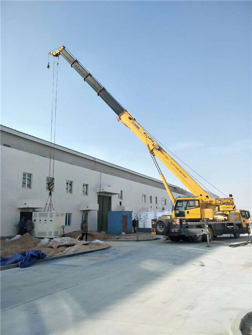 靖边县“超载就喊停”—— 吊车的 “重量保镖” 技术